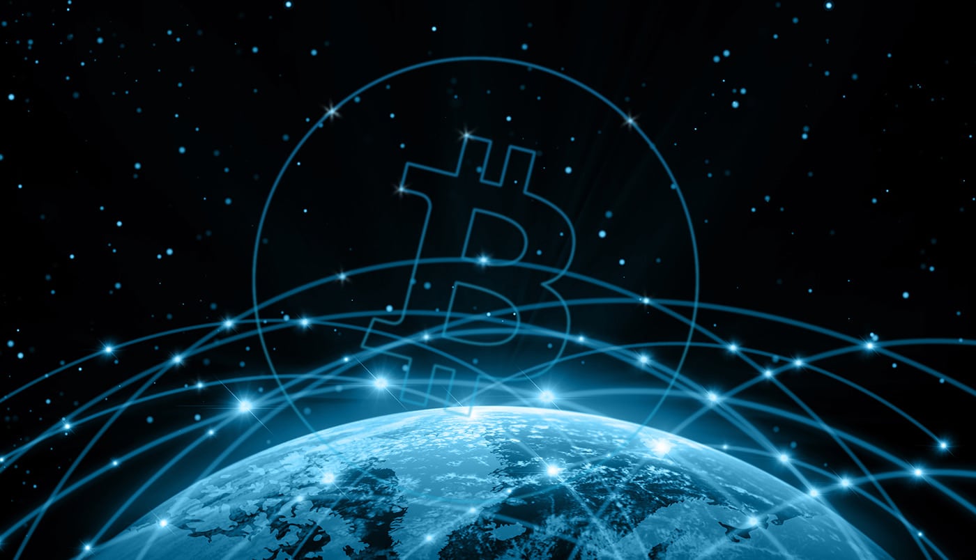 Цена биткоина превысила $18 тыс