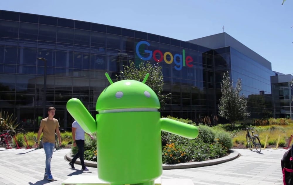 Бутерин взбудоражил общественность возможным уходом в Google