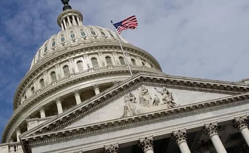 Конгресс США: криптовалюте — да, CBDC — нет