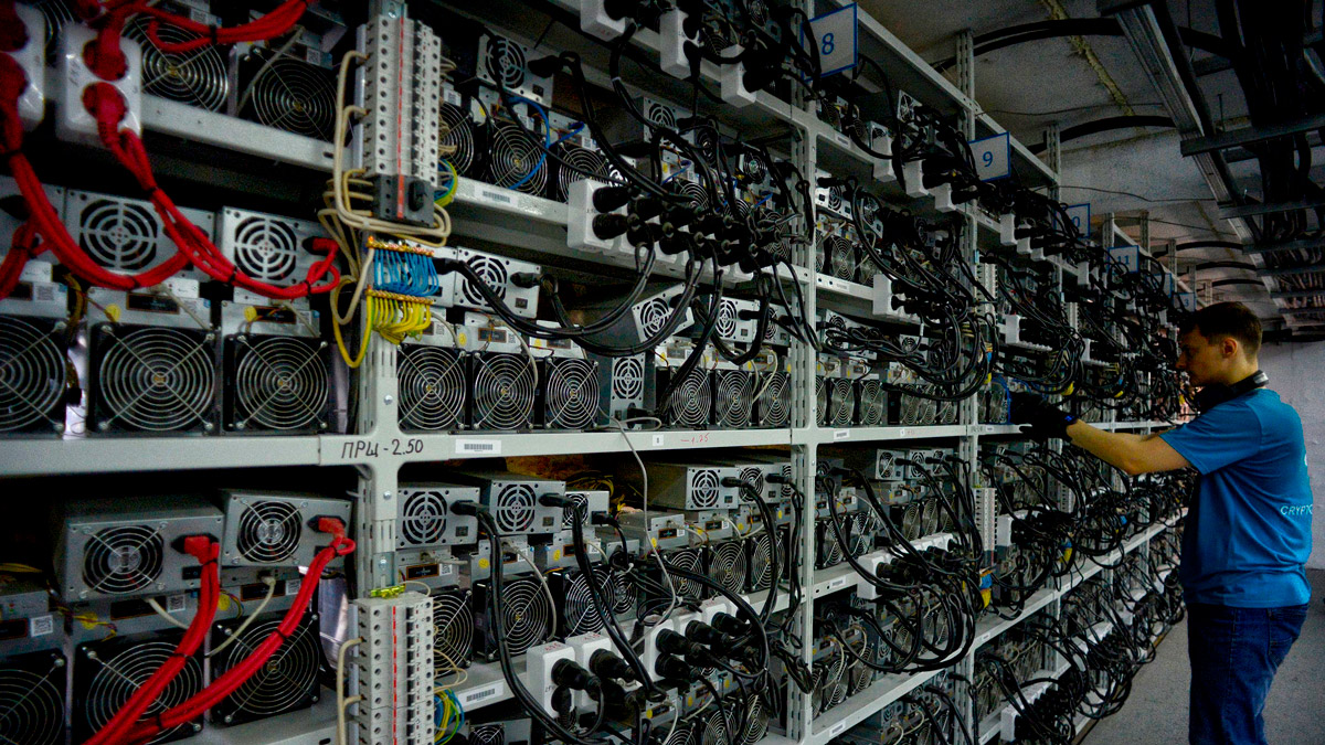 Хешрейт биткоина впервые в истории приблизился к 100 квинтиллионам H/s