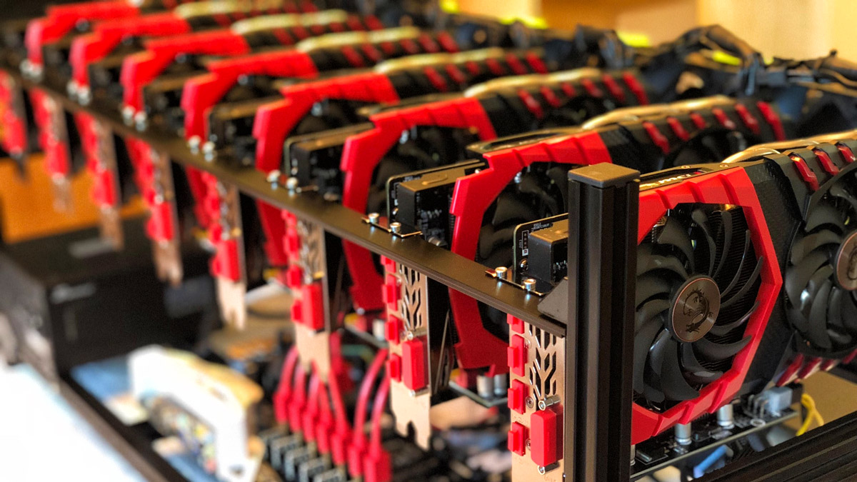 Российские майнеры майнят Avitocoin: слияние Ethereum обесценивает видеокарты