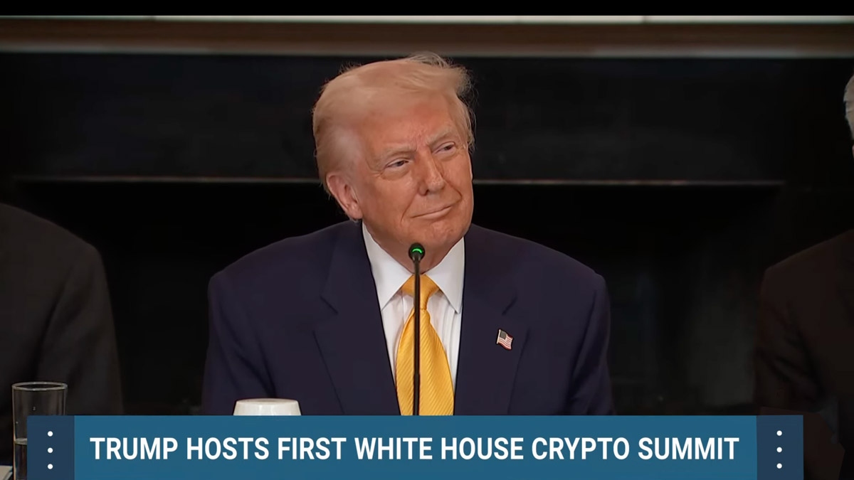 Криптосаммит: Трамп утвердит закон о стейблкоинах и остановит банковскую дискриминацию криптовалют