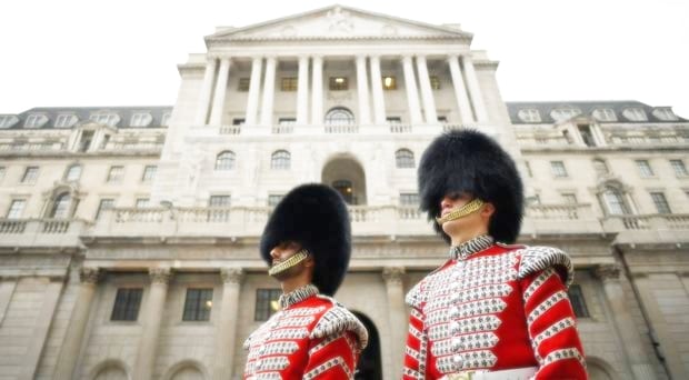 Банк Англии экспериментирует с блокчейном во внутренних и зарубежных платежах