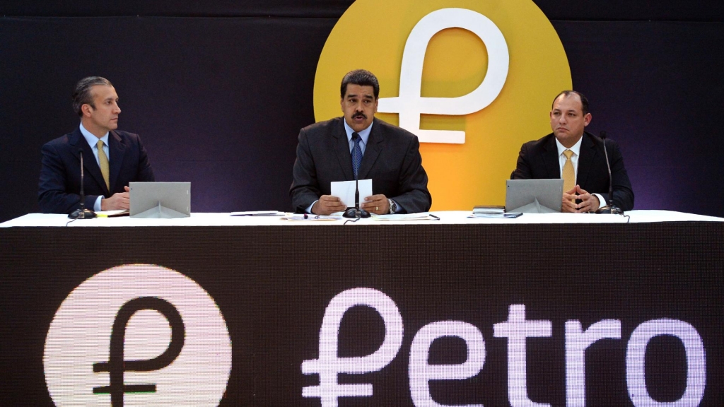 Президент Венесуэлы объявил о запуске Petro