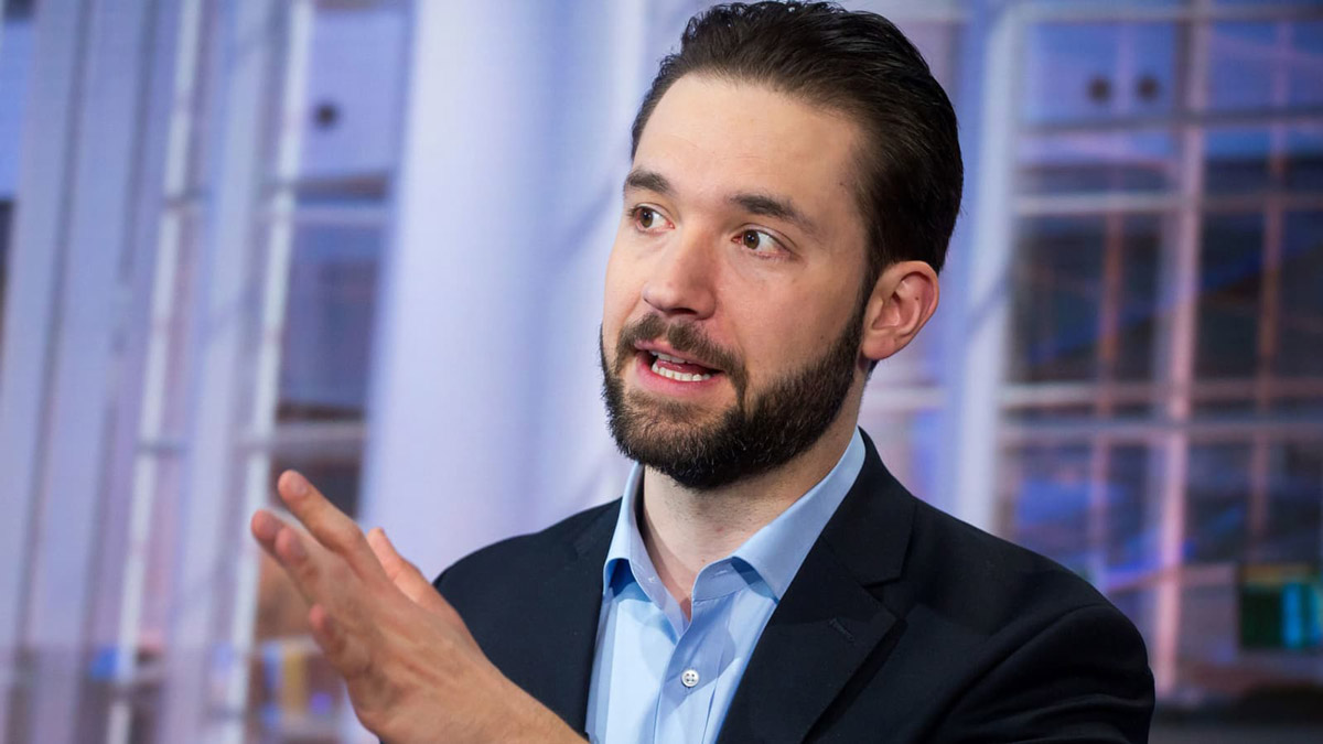Соучредитель Reddit вложит $100 млн в социальную сеть на блокчейне Solana