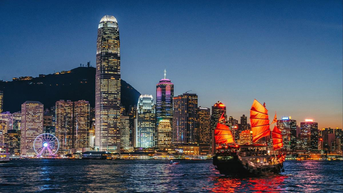 Как действия регуляторов в США влияют на криптовалютный рынок в Гонконге?